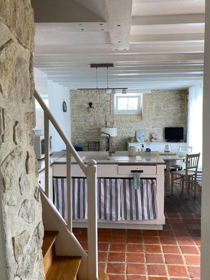 La Maison Bleue Port-en-Bessin-Huppain Dış mekan fotoğraf