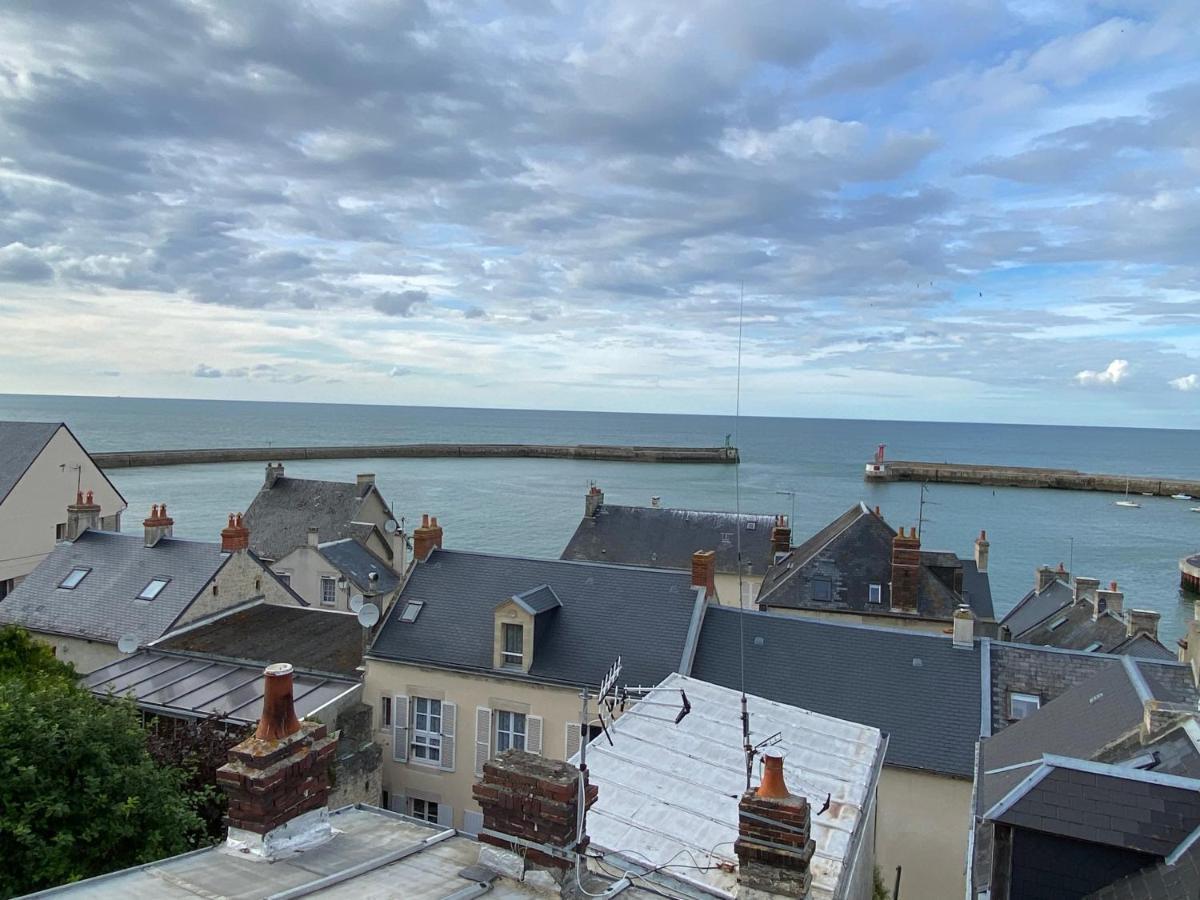La Maison Bleue Port-en-Bessin-Huppain Dış mekan fotoğraf