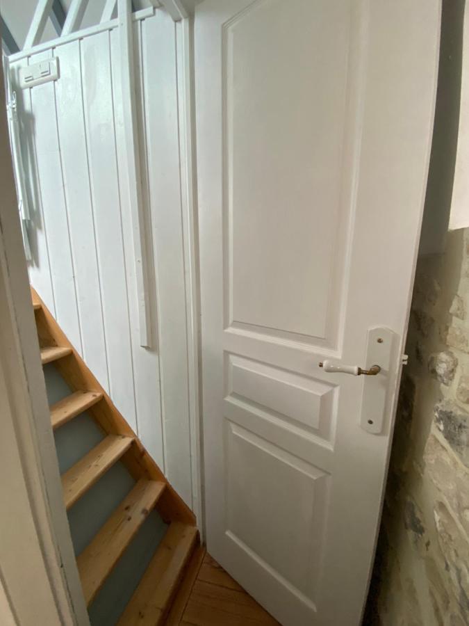 La Maison Bleue Port-en-Bessin-Huppain Dış mekan fotoğraf