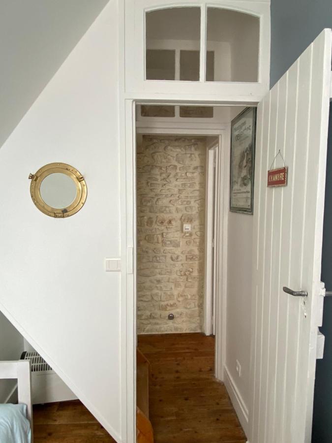 La Maison Bleue Port-en-Bessin-Huppain Dış mekan fotoğraf
