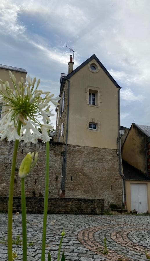 La Maison Bleue Port-en-Bessin-Huppain Dış mekan fotoğraf